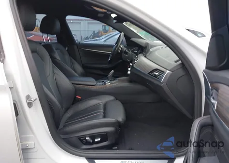 2018 BMW 530E Iperformance from USA, damaged, VIN WBAJA9C53JB033042